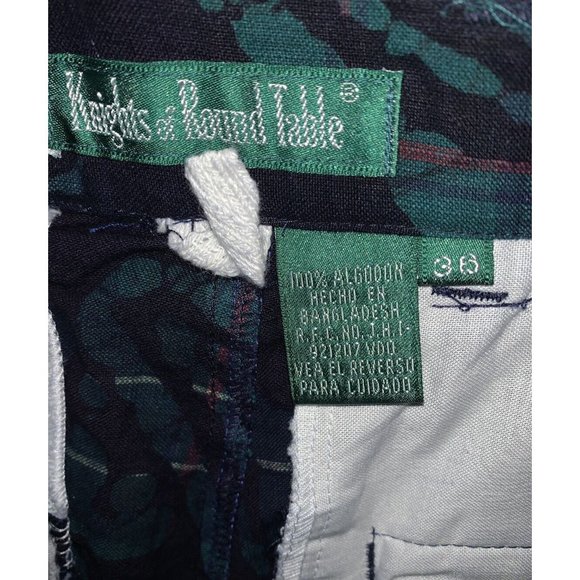 NWT Vintage 90’s Knights Of The Round Table Sz 36 (Measures 32”) Batik Shorts - Picture 7 of 7